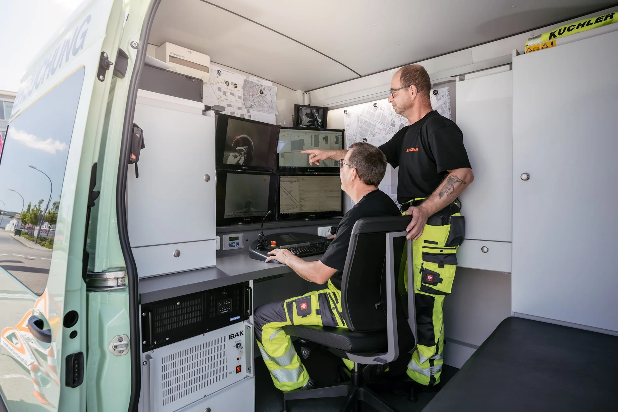 Saugarbeiten mit Saugbagger Montabaur